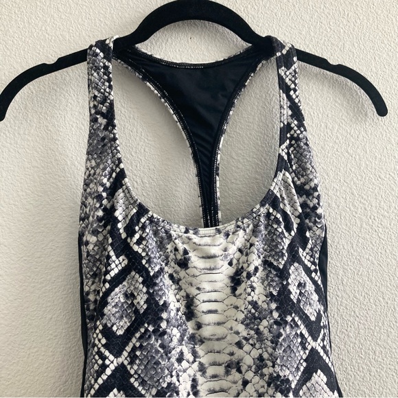 Michael Michael Kors Snake Print Racerback One Piece Swimsuit Spring Summer Swim - Picture 5 of 12